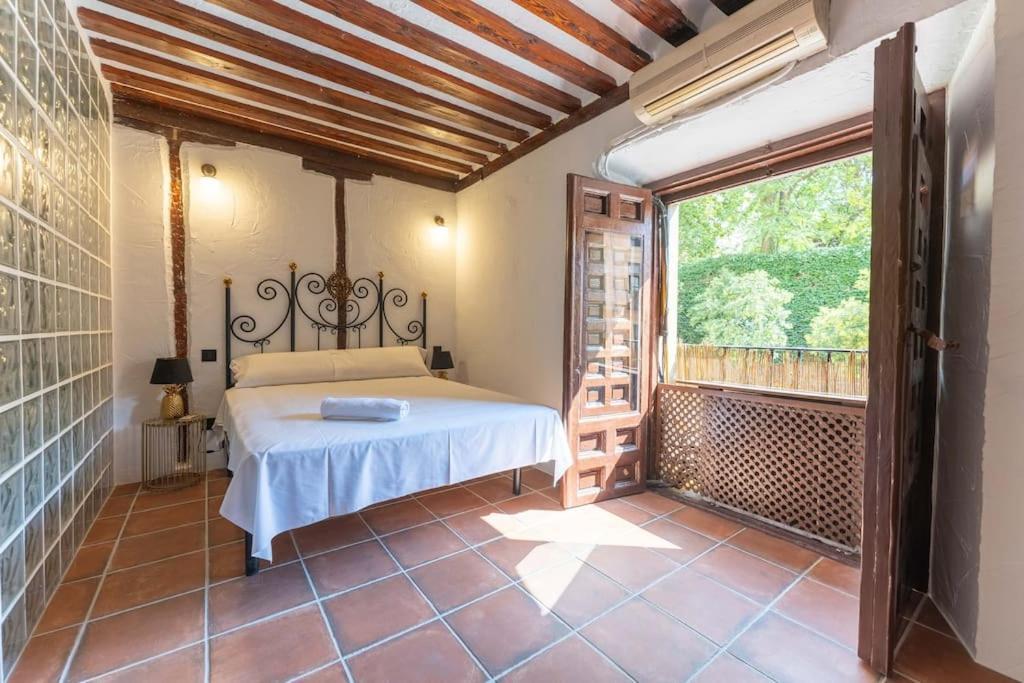 Encantador Apartamento En Calle Segovia Madrid Exteriör bild
