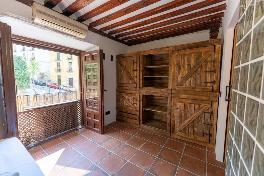 Encantador Apartamento En Calle Segovia Madrid Exteriör bild